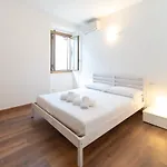 Rustic In The Heart Of The Val D'intelvi Appartement *